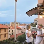 Apartment Matty's - Center - Sea View - Free Parking - Strategic Area *